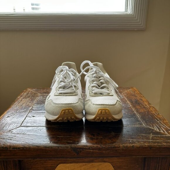 Veja SDU Sneakers – Eco-Friendly | Size 7 - Picture 1 of 7